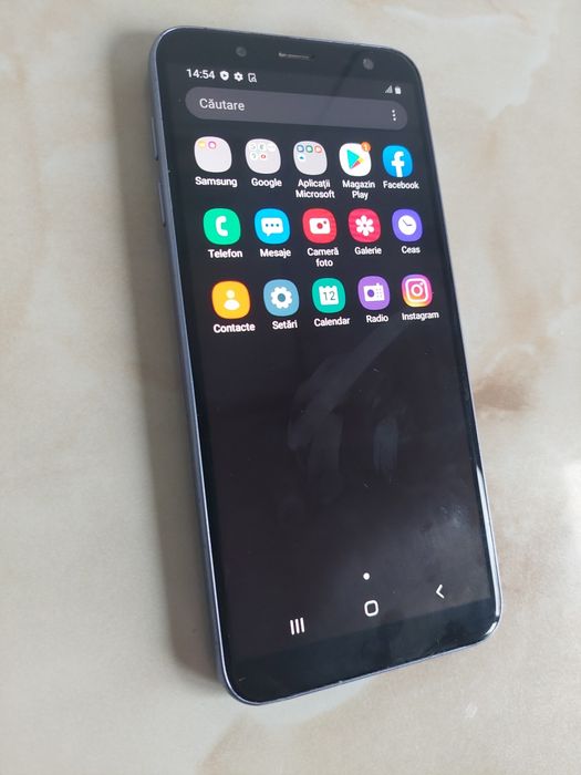 [J6] Vând Samsung Galaxy J6 impecabil, perfect funcțional //poze reale