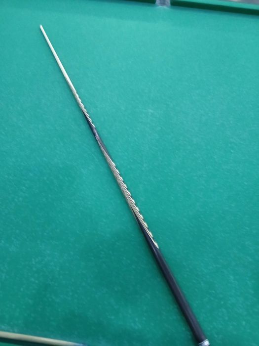 Бильярд.Кий бильярдный.