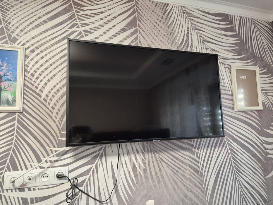 Телевизор samsung