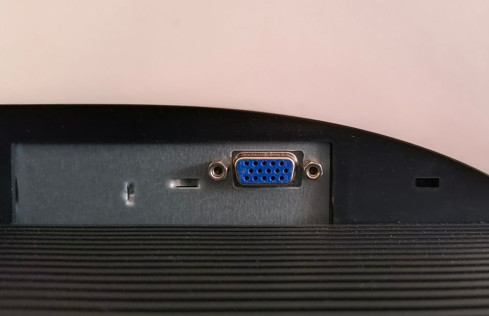 Монитор Acer V196HQL