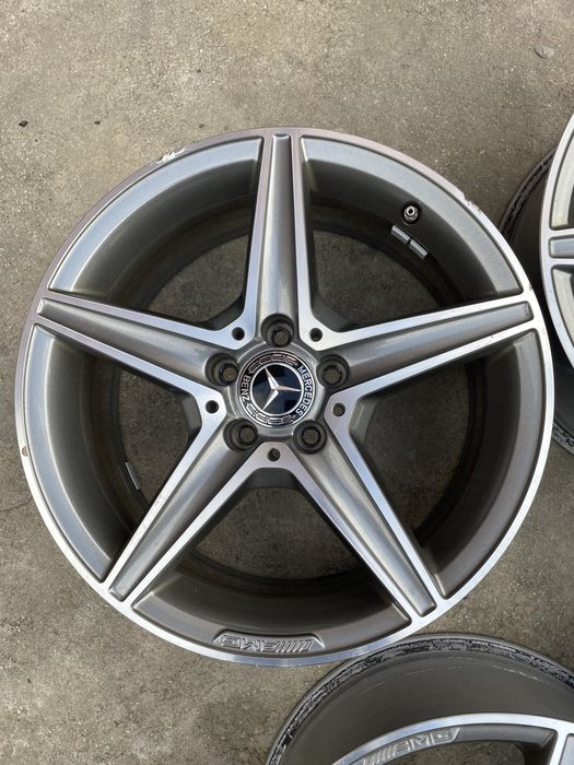 Оригинални джанти за мерцедес амг 18 цола в добро състояние