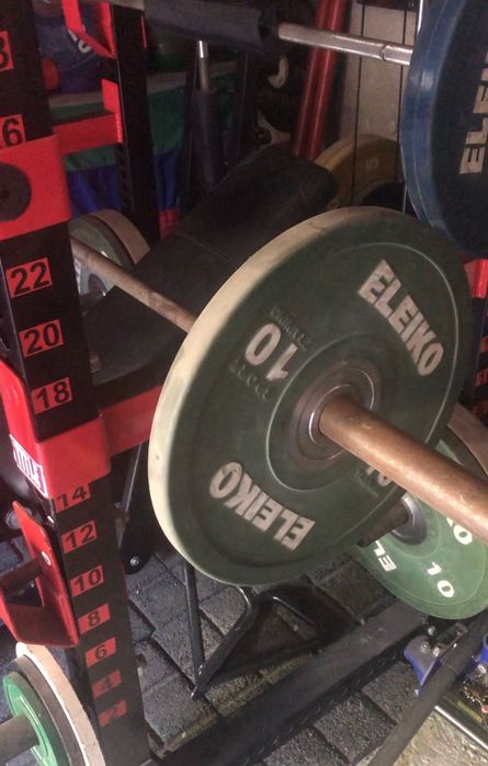 Продавам лост 220/20кг Eleiko