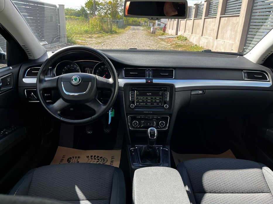 Skoda Superb,2.0 tdi,140cp An2011