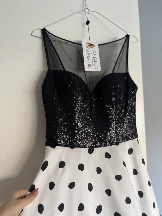 Бална рокля  “Sherri Hill”