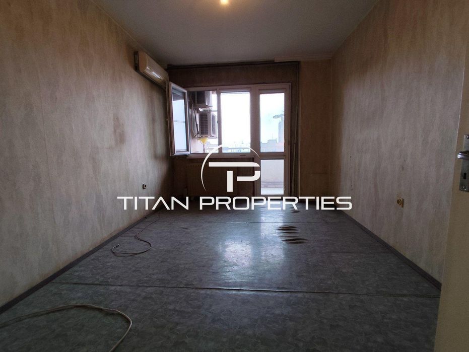 Продава се Тристаен апартамент в Пловдив, Южен - 65 кв.м за 816 €/кв.м - Снимка #1