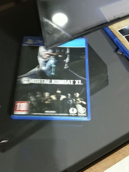Пс 4 слим 500 гб + 6игр