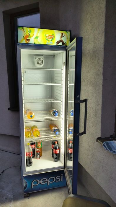 Vitrină frigorifică