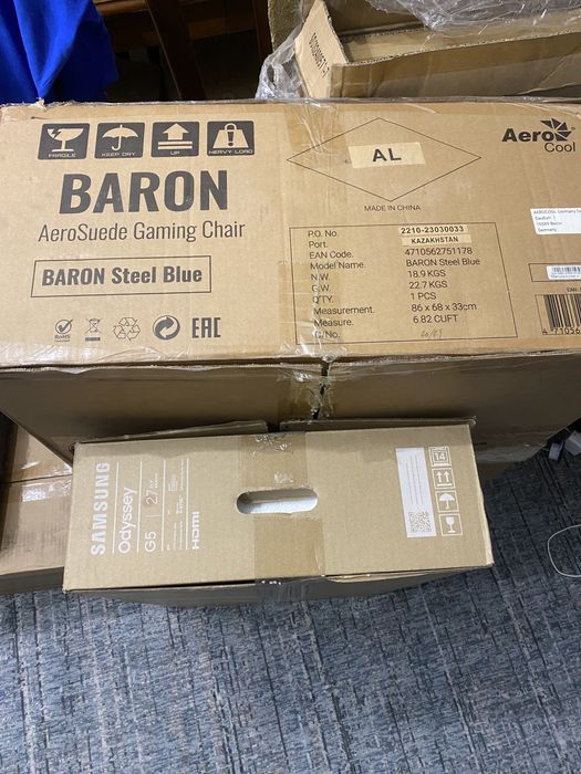 Компьютерное кресло AeroCool Baron