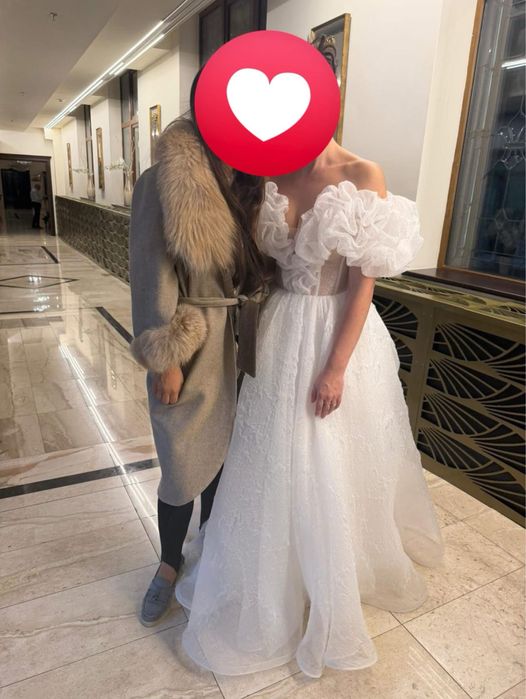 Vand rochie de mireasa