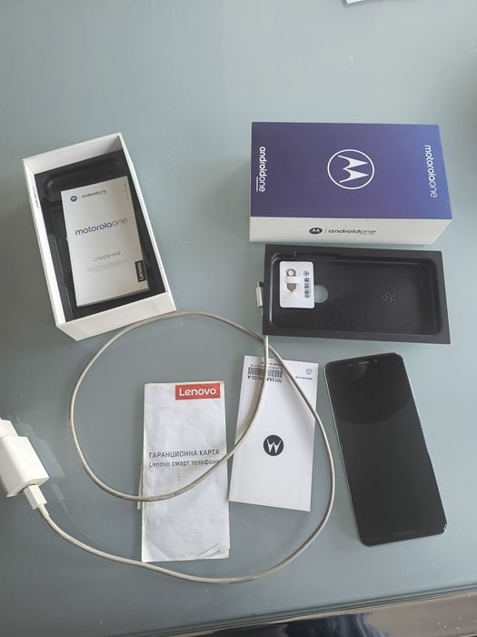 Motorla One 64gb 4gb RAM