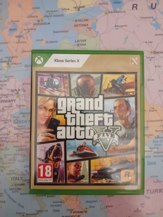 Игра GTA5 която не е пипана - чиста и нова