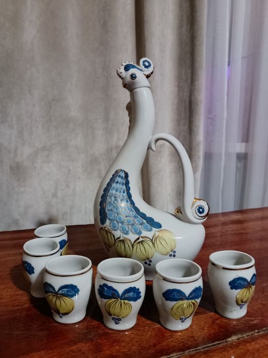 Сувенирные наборы, статуэтки