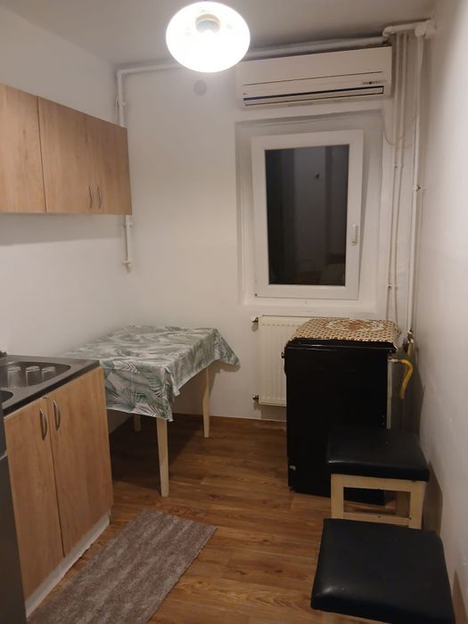 Apartament de închiriat