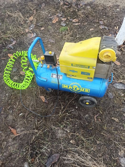 Продам в отличном состоянии все работает на ремонте не был