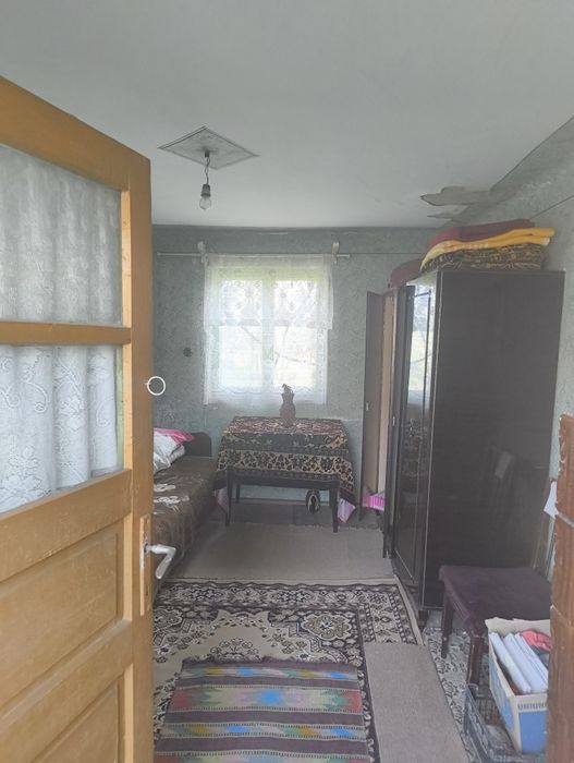 Casa de cărămidă + teren, sat Brătești comuna Albești la 25 de minute de Curtea de Argeș!