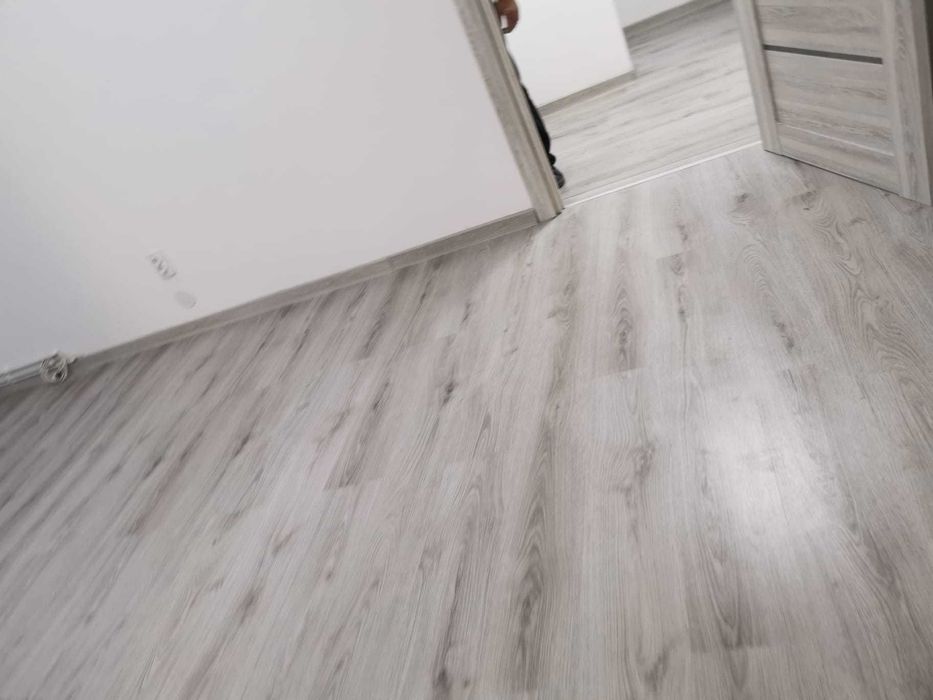 Proprietar - apartament 3 camere, Zona Griviței -   Renovat,