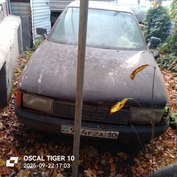 Audi 80, 1988гв, ДВС 1'8