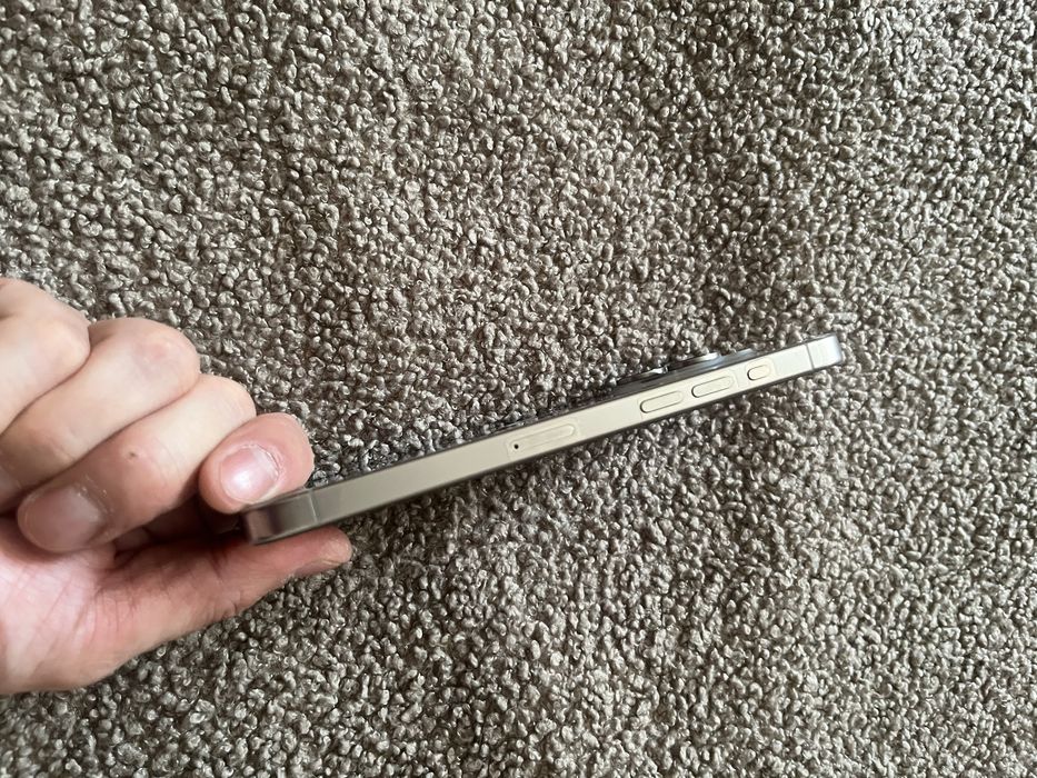 Продам айфон 15 про макс 256гб