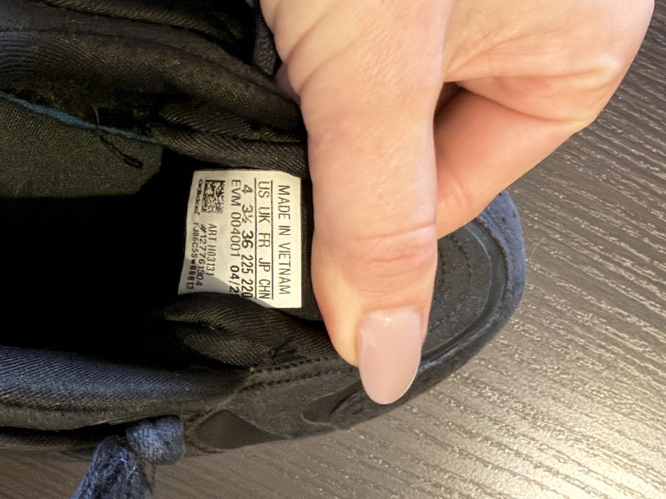 Кроссовки adidas детские