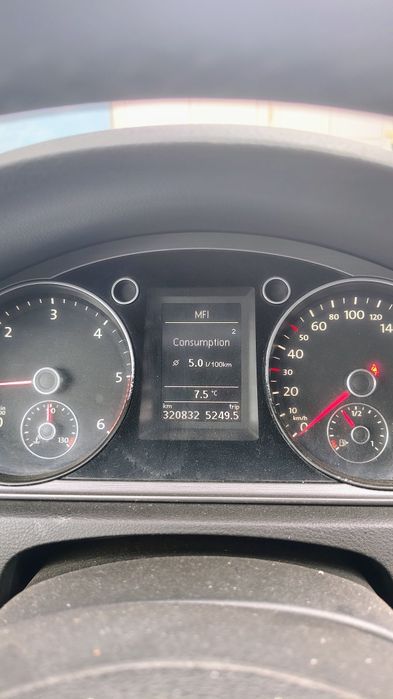 VW Passat B7 2011 2.0 TDI 140CP consum mic dotari bune
Mașină foarte confortabilă și spațioasă, ideală pentru familie, cu consum mic și dotări utile.