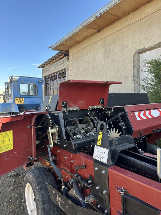 Rosselmash press podborshik sotiladi  xolati ediyal