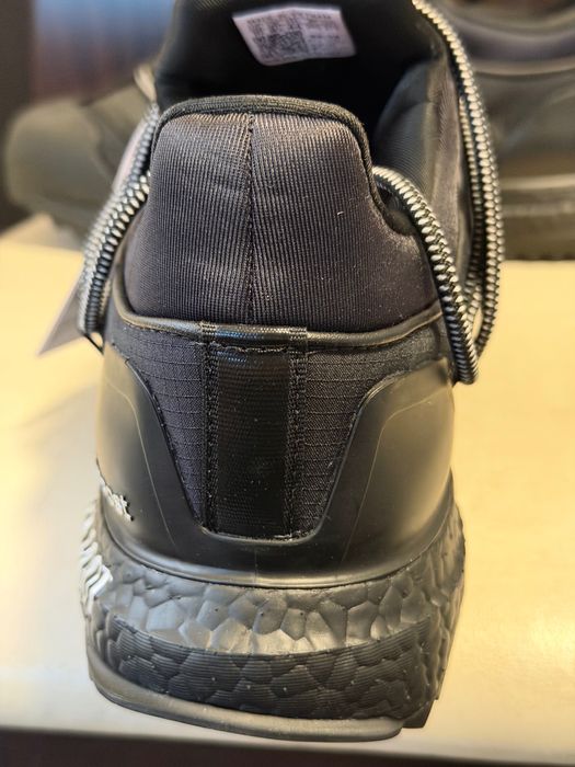 ADIDAS X MOON BOOT Ultraboost  44