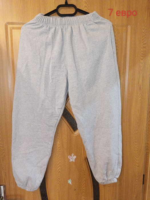 Продавам дрехи нови и втора употреба