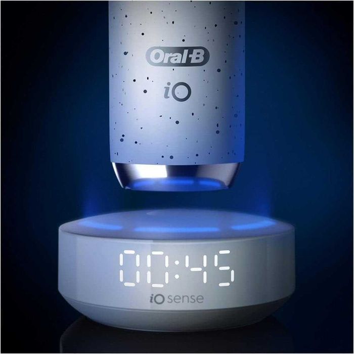 Електрическа четка Oral-B iO Series 10 - Stardust White