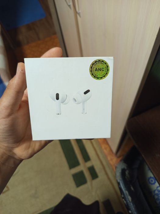Продам AirPods Pro. Состояние отличное!