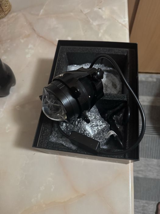 Продам противотуманки новые