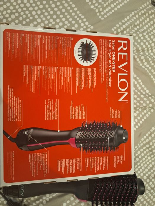 Vand perie electrica fixa Revlon