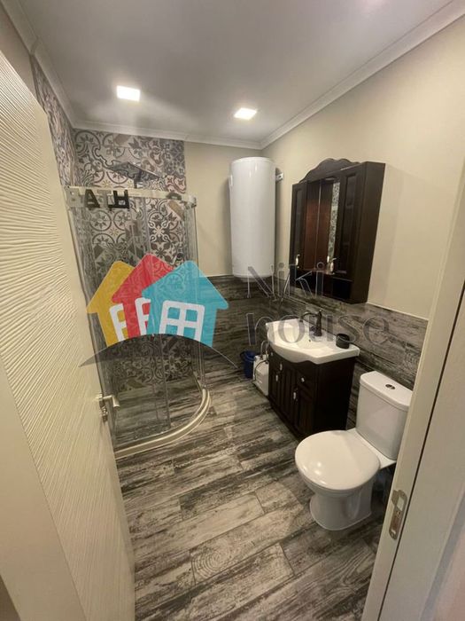 Продава се Тристаен апартамент в Варна, м-т Траката - 90 кв.м за 2156 €/кв.м - Снимка #10