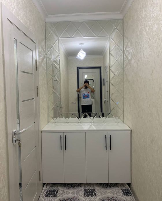 Metro Yunsobod  4 kv Arendaga 2/2/4 450$