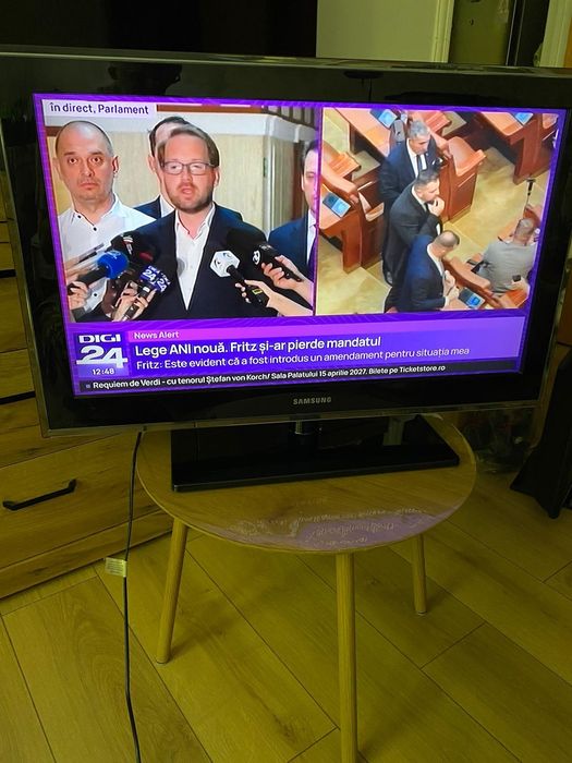 Tv Samsung  diagonala 81