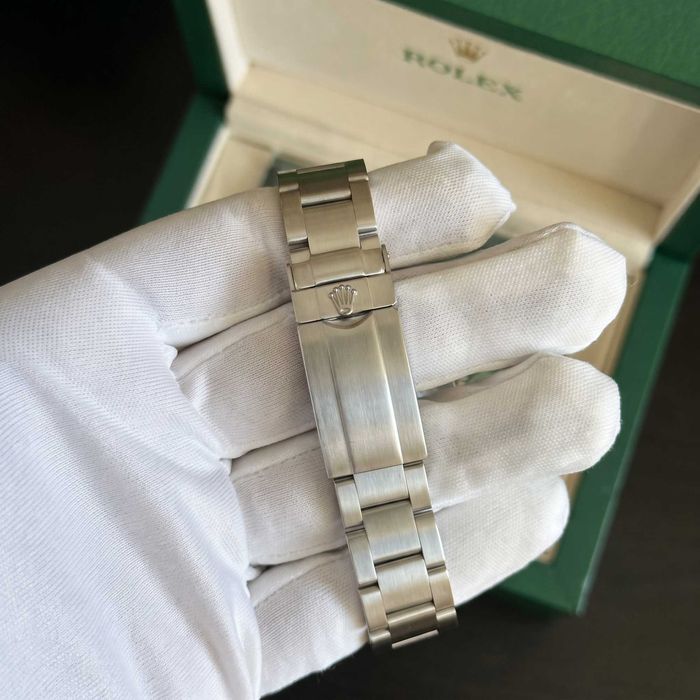 Rolex Submariner "Hulk"