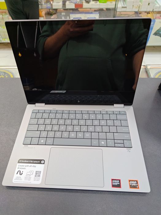HP Omnibook X Flip