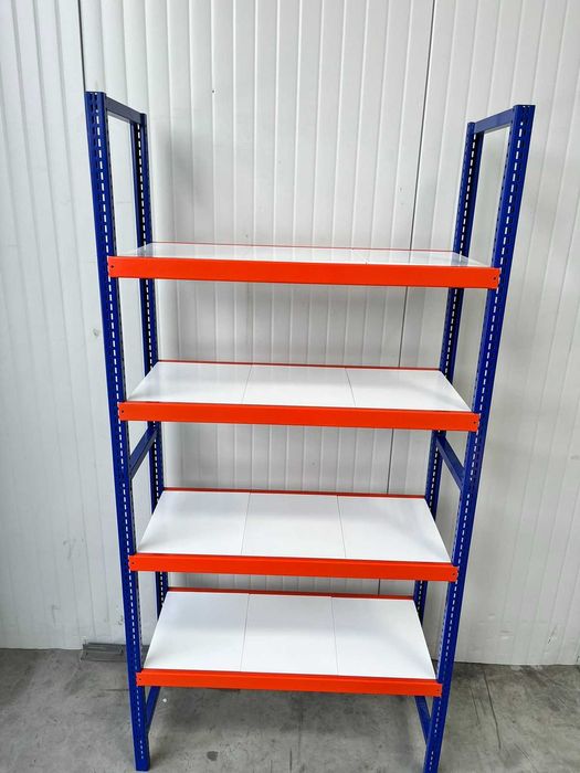 Метални стелажи за склад на 4 нива