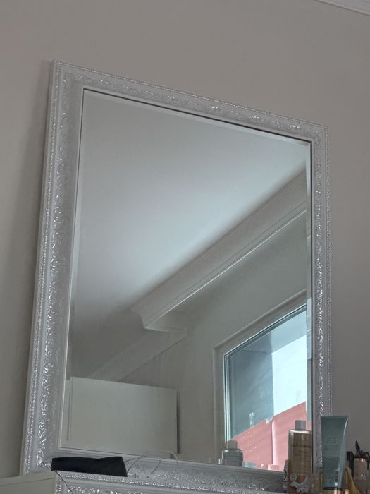 Срочно продам камод и зеркало