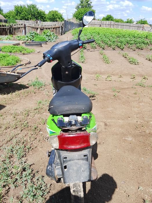 Скутер метеор 50куб