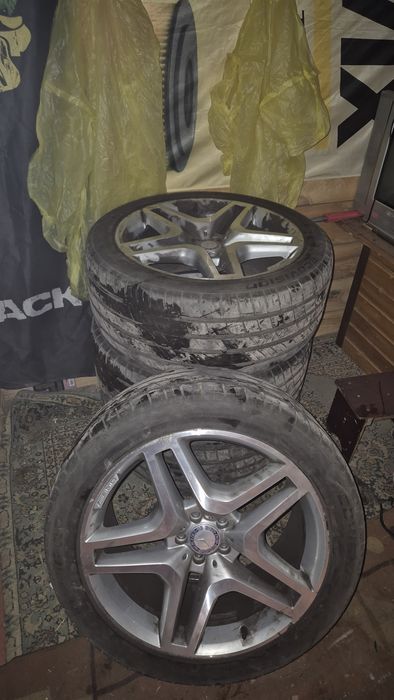 Продам диски на мерседес 21 размера