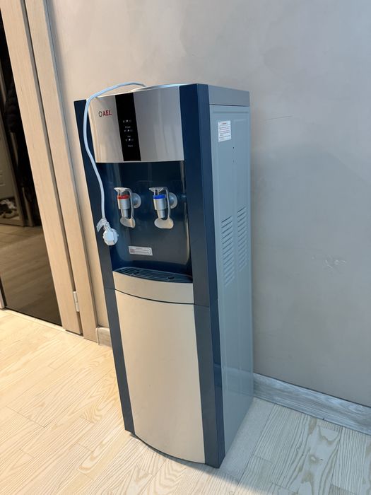 Куллер для воды