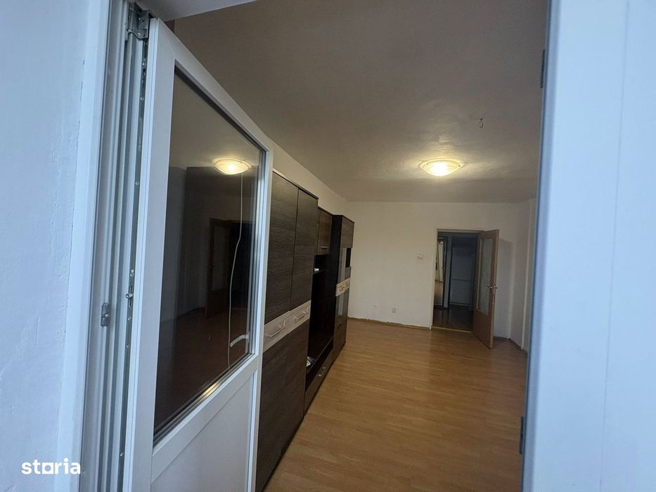 Apartament de 2 camere zon TRIAJ,str Harmanului,