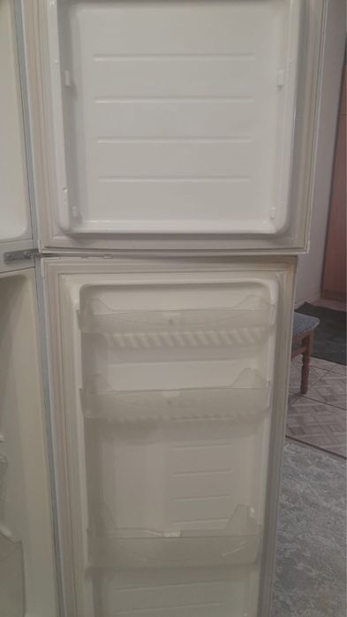 холодильник Daewoo