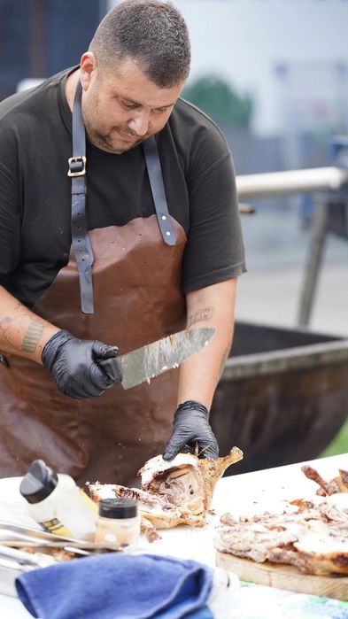 Proțap la evenimente – porc, berbecuț, vițel, pui | Catering complet + factură