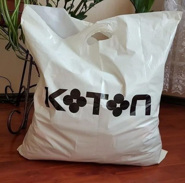 Отдам пакет вещей за 1000