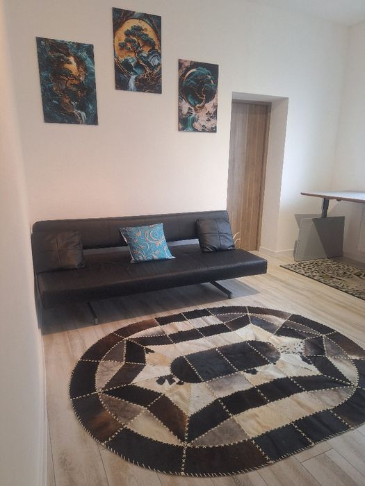 Se închiriază casa cu doua camere in zona Garii
