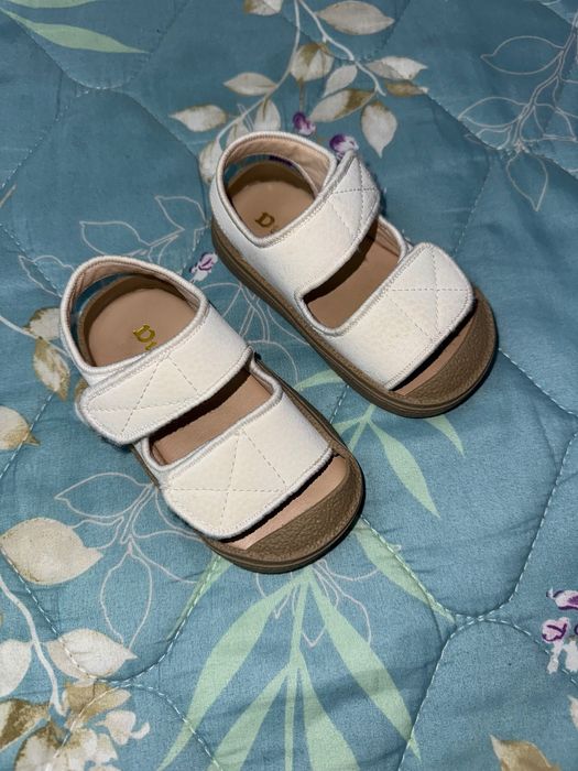 Продам сандали, 22 размер, подошва 14,5 см, 4000 тг