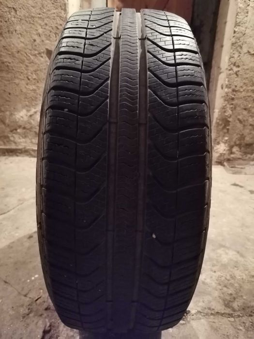 Продавам 1 брой зимна гума 205.55.16 дот 2020 Pireli