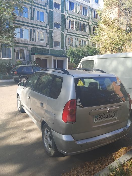 Mitsubishi space star