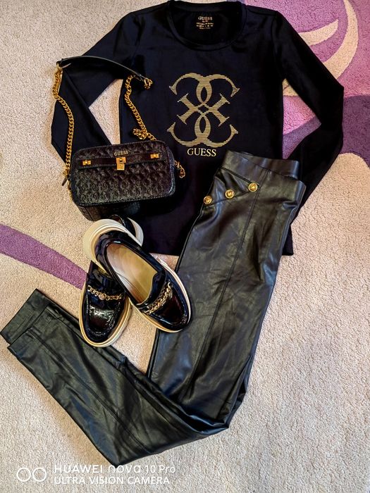 Страхотен сет Guess